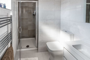 Photo 17- click for photo gallery